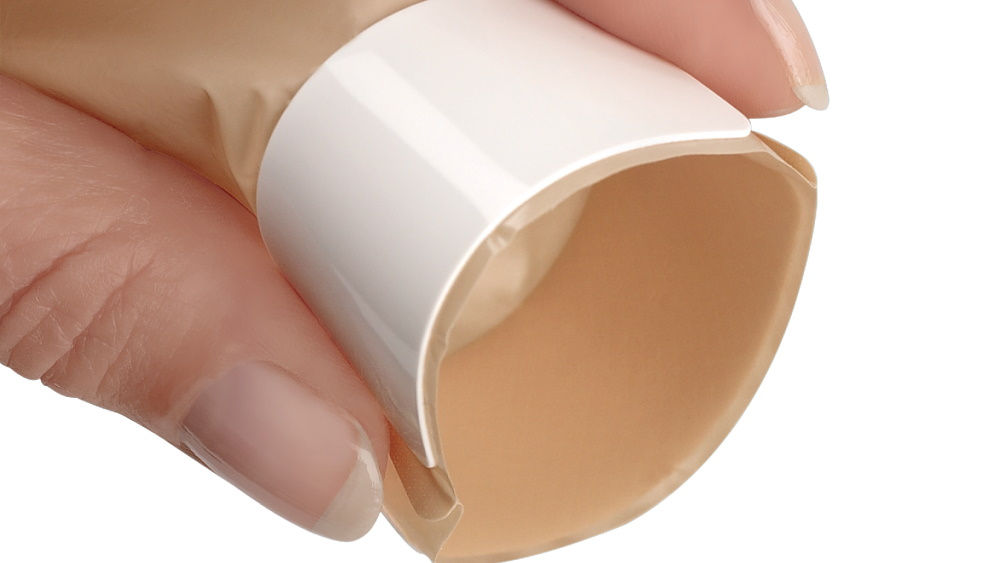 Leeren des Ileostomabeutels